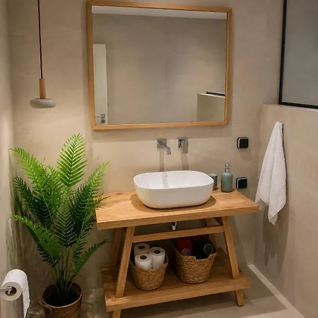 بيت للعطل Anastasia's Luxury With Jacuzzi Angairiá